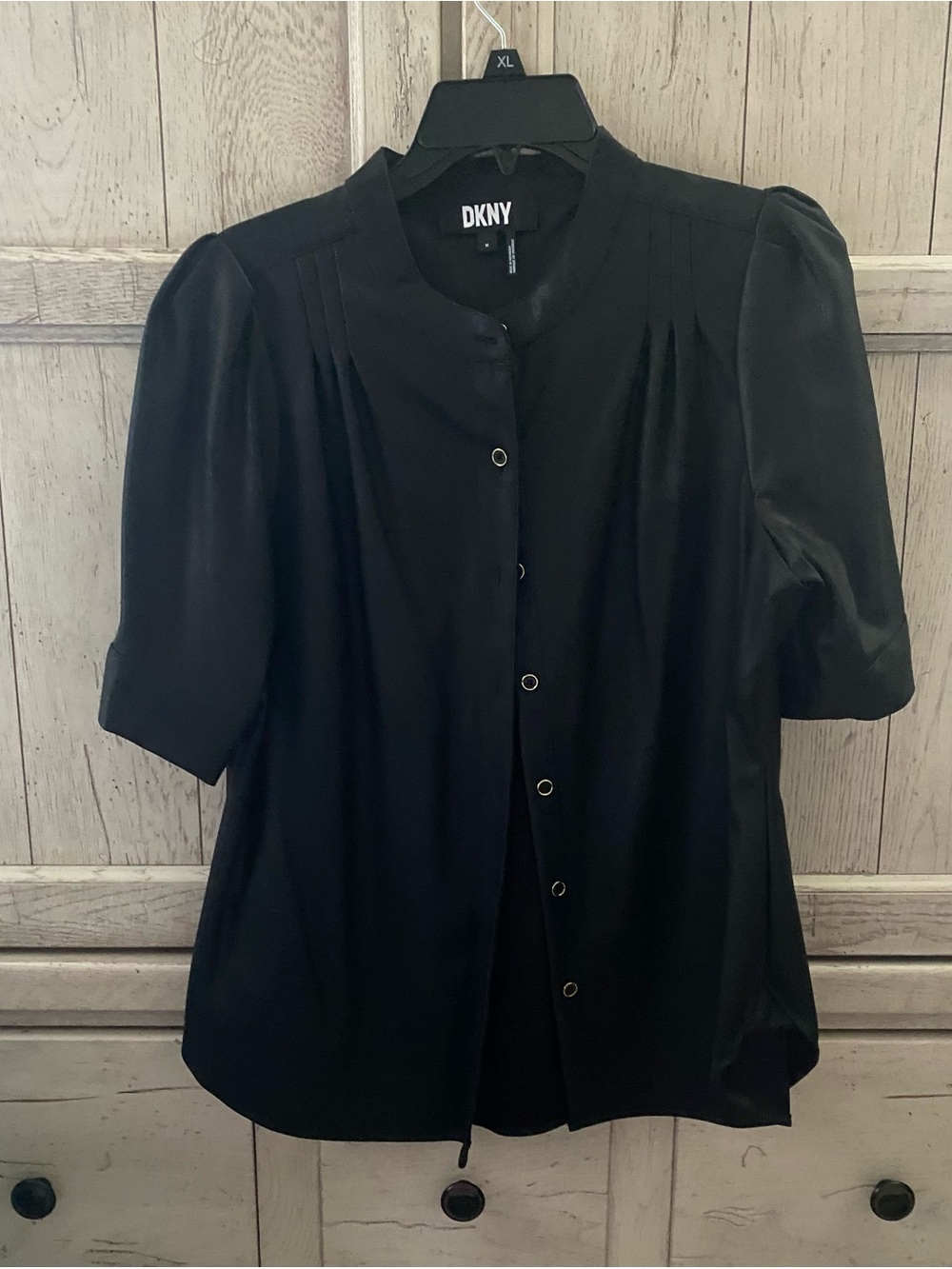 DKNY Black Short-Sleeve Button Front Blouse